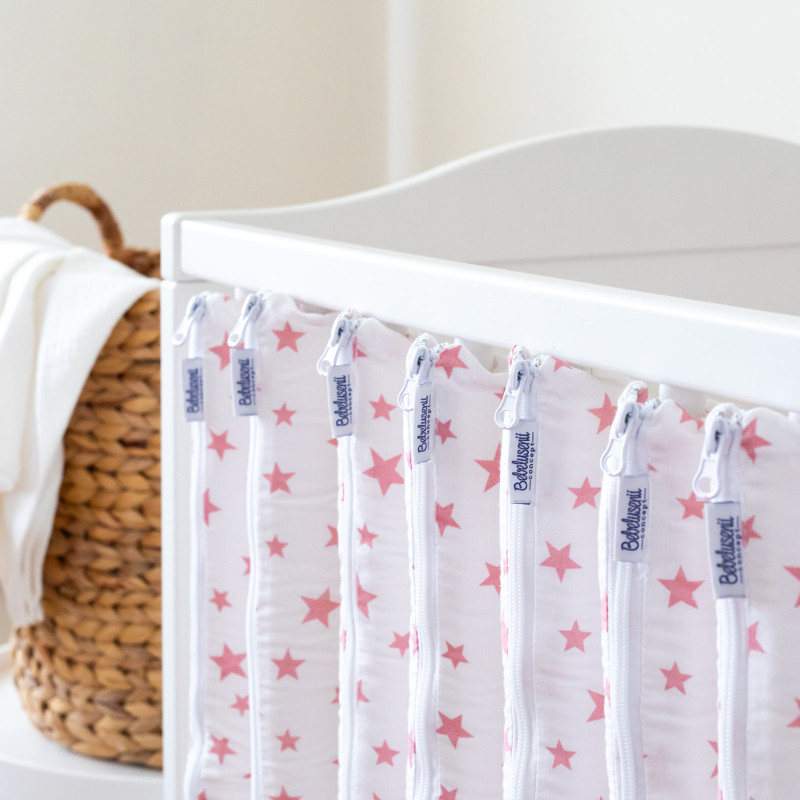 Protecții individuale pătuț bebe – set 6 bucăți Steluțe Roz | Bebelușenii Concept